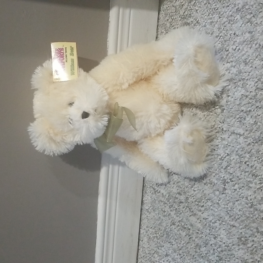 BNWT. Creature Comforts bear